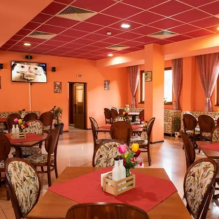 Family Enica Hotel 3*